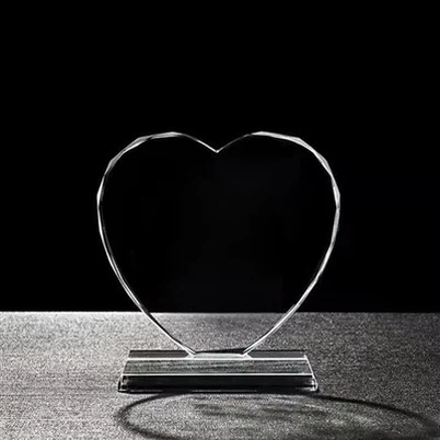 Stiklo širdies trofėjus
